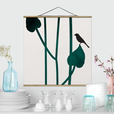 Stoffbild mit Posterleisten - Grafische Pflanzenwelt - Vogel auf Blatt - Quadrat 1:1