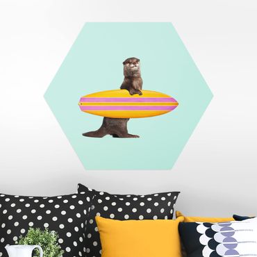 Hexagon Bild Alu-Dibond - Jonas Loose - Otter mit Surfbrett