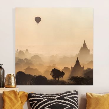 Leinwandbild - Heißluftballon im Nebel - Quadrat 1:1