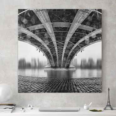 Leinwandbild - Under The Iron Bridge - Quadrat 1:1