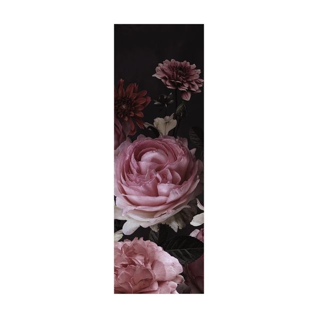 Alfombras de flores Pink Flowers On Black Vintage