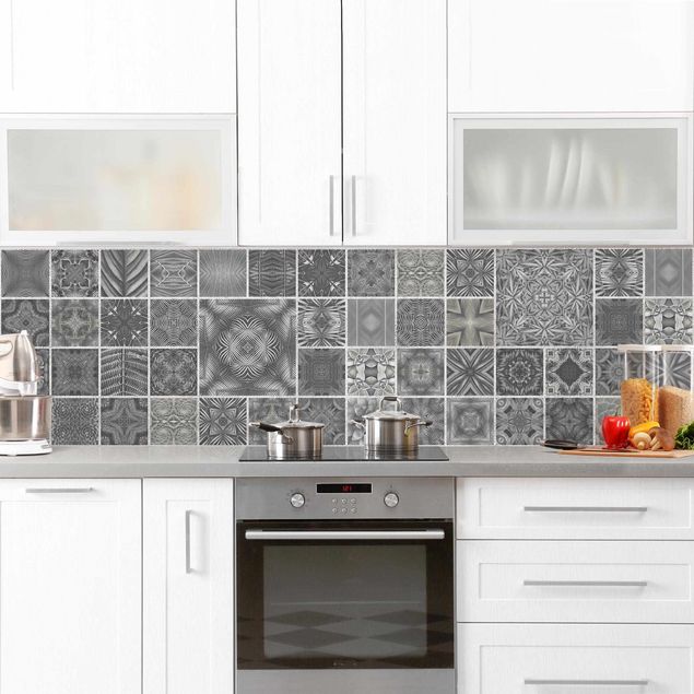 Laminas adhesivas pared Grey Jungle Tiles With Silver Shimmer