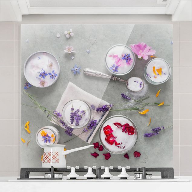 Decoración cocina Edible Flowers With Lavender Sugar