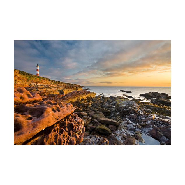 Alfombras color crema Tarbat Ness Lighthouse And Sunset At The Ocean