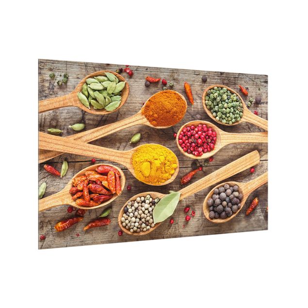 panel-antisalpicaduras-cocina Spices On Wooden Spoon