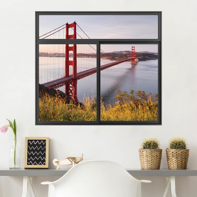 Vinilo ciudades del mundo Window Black Golden Gate Bridge  In San Francisco