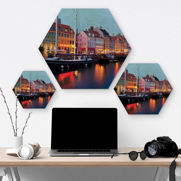 Hexagon Bild Holz - Kopenhagener Hafen am Abend