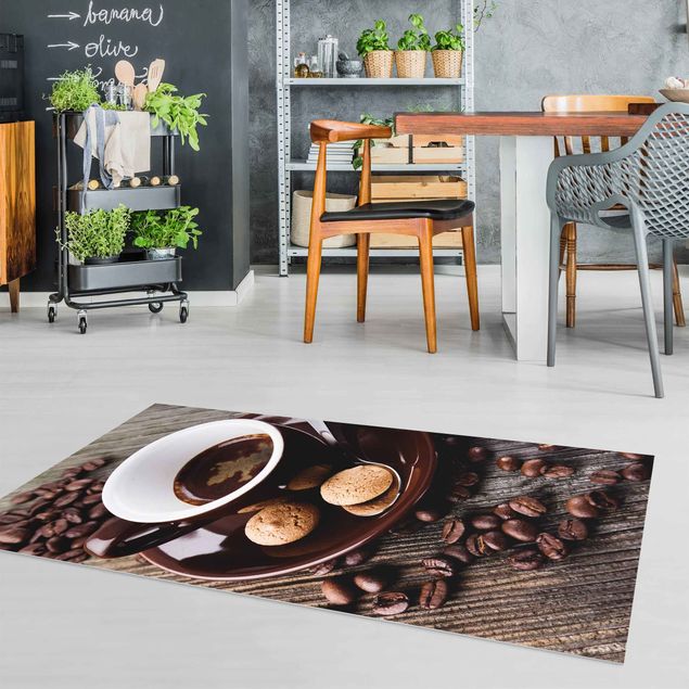 Pasilleros alfombras Coffee Mugs With Coffee Beans