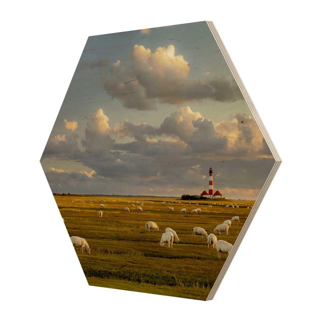 Cuadros hexagonales North Sea Lighthouse With Flock Of Sheep