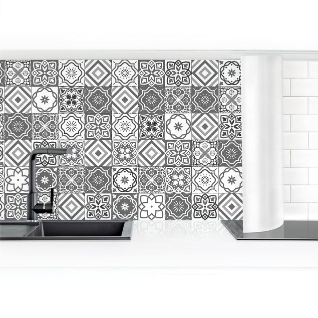 Salpicaderos de cocina Mediterranean Tile Pattern Grayscale