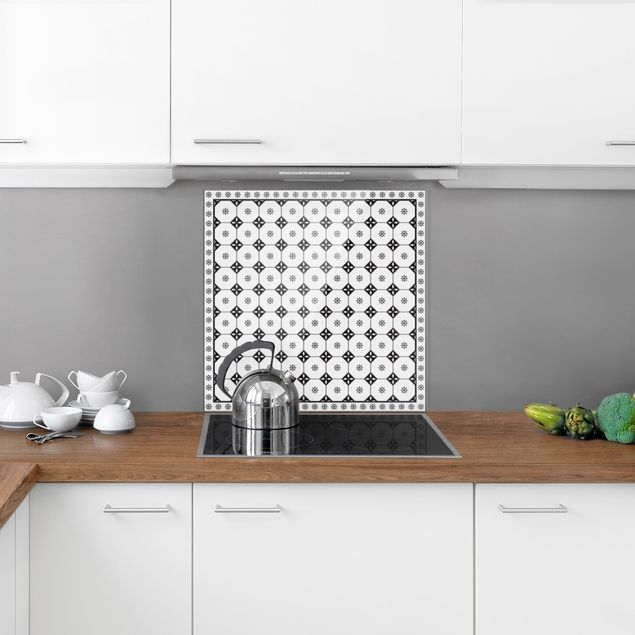 Panel antisalpicaduras cocina patrones Geometrical Tiles Cottage Black And White With Border