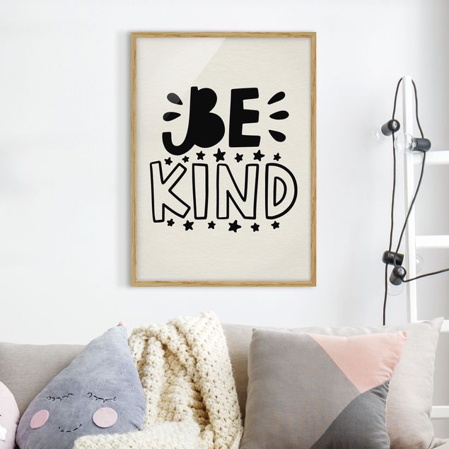 Pósters enmarcados con frases Be Kind