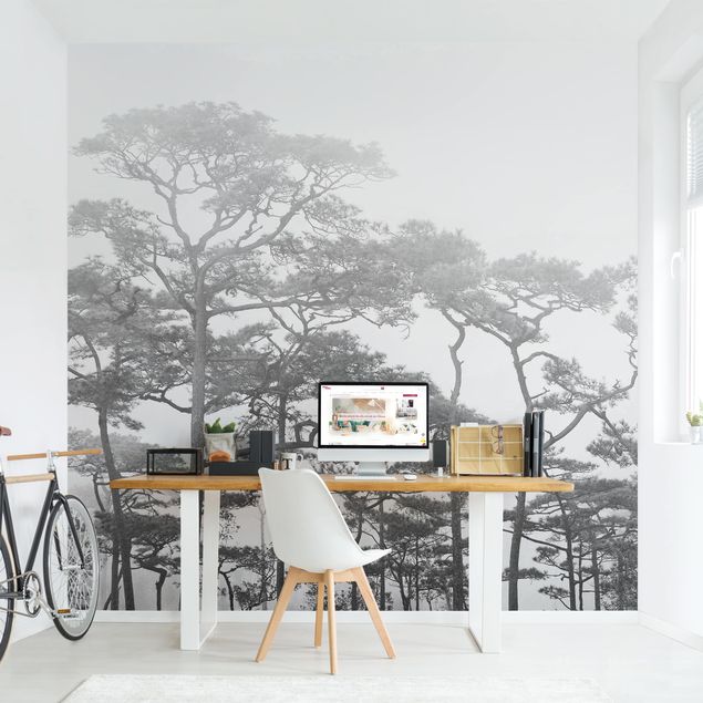 Papel pintado salón moderno Treetops In Fog Black And White
