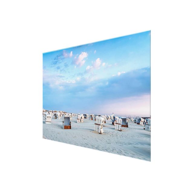 Cuadros de cristal arquitectura y skyline Beach Chairs On The North Sea Beach