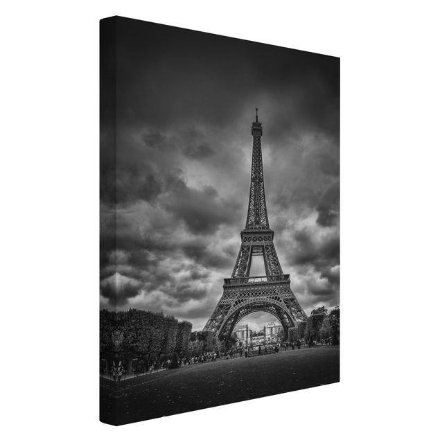 Lienzos de ciudades Eiffel Tower In Front Of Clouds In Black And White