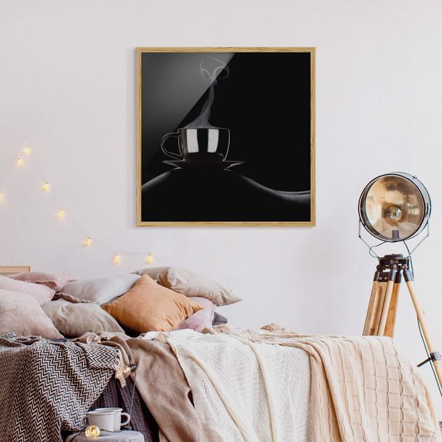 Pósters enmarcados en blanco y negro Coffee in Bed
