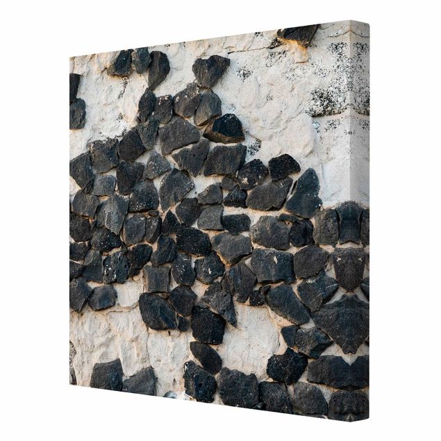 Cuadros grises Wall With Black Stones