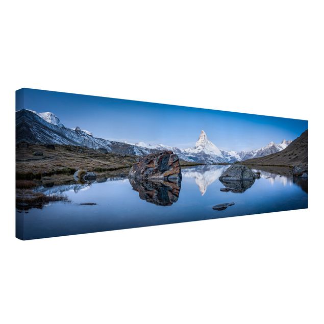 Cuadros de montañas Stellisee Lake In Front Of The Matterhorn