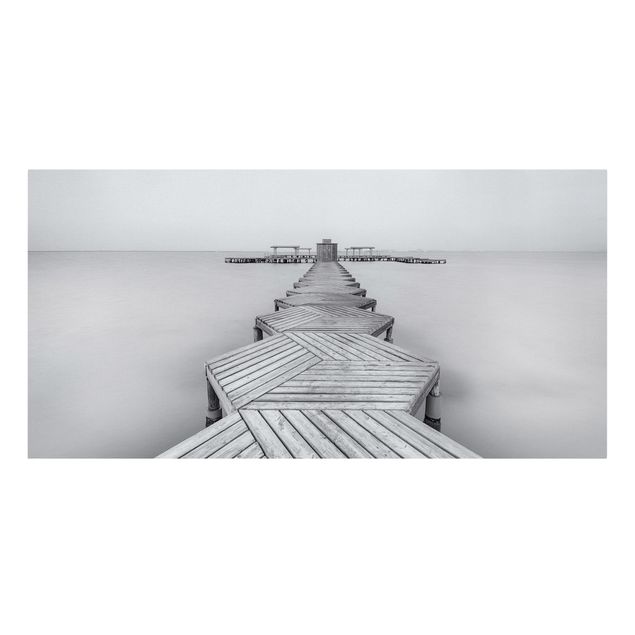 Lienzos paisajes naturales Wooden Pier In Black And White