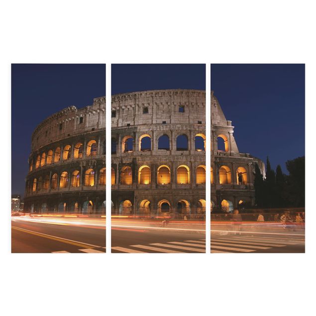 Cuadros modernos Colosseum in Rome at night
