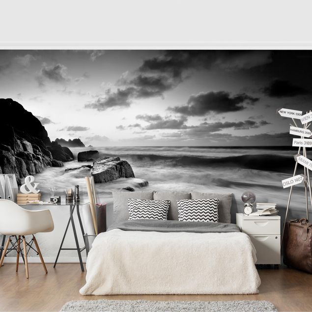 Papel pintado moderno At The Ocean In Cornwall Black And White