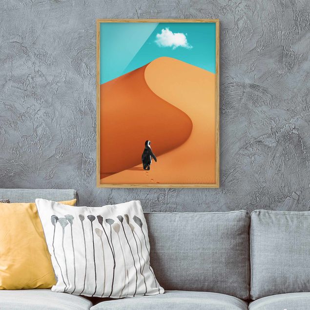 Pósters enmarcados de cuadros famosos Desert With Penguin
