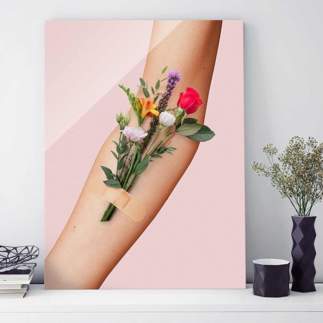Cuadros de cristal rosas Arm With Flowers