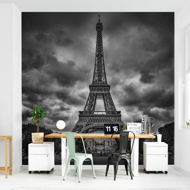 Decoración de cocinas Eiffel Tower In Front Of Clouds In Black And White