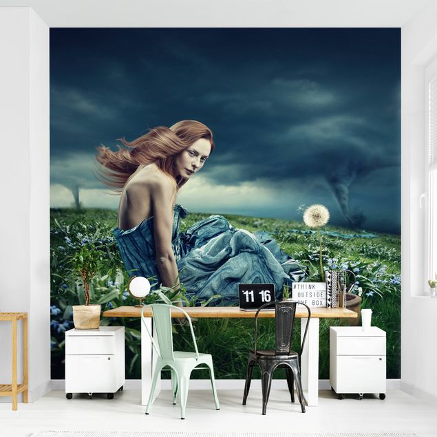Papeles pintados modernos Woman In Storm