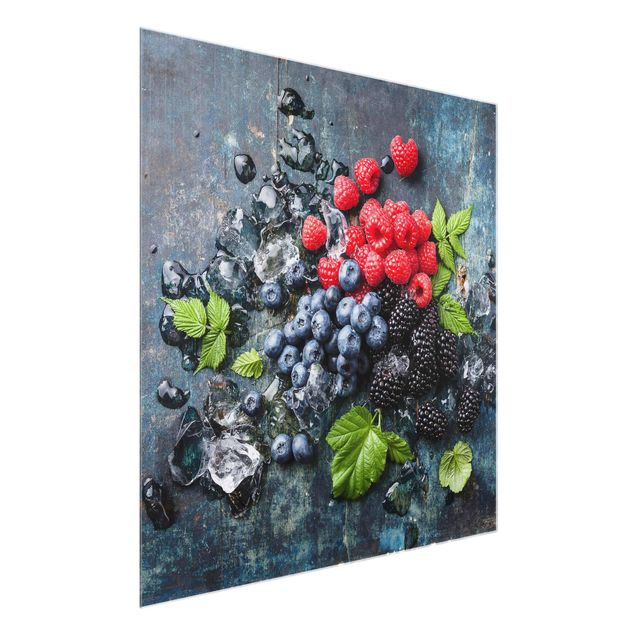 Cuadros de plantas naturales Berry Mix With Ice Cubes Wood
