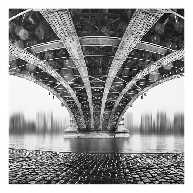 Cuadros a blanco y negro Under The Iron Bridge