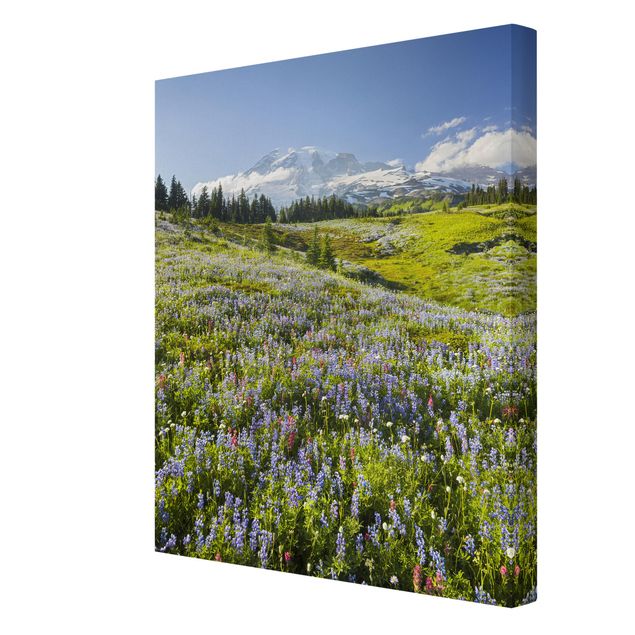 Cuadros en lienzo de flores Mountain Meadow With Flowers In Front Of Mt. Rainier
