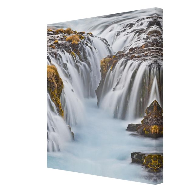 Cuadros naturaleza Brúarfoss Waterfall In Iceland