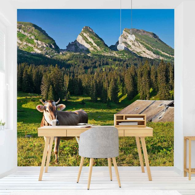 Papel pintado paisajes Swiss Alpine Meadow With Cow