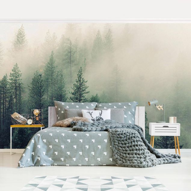 Papel pintado moderno Foggy Forest Awakening
