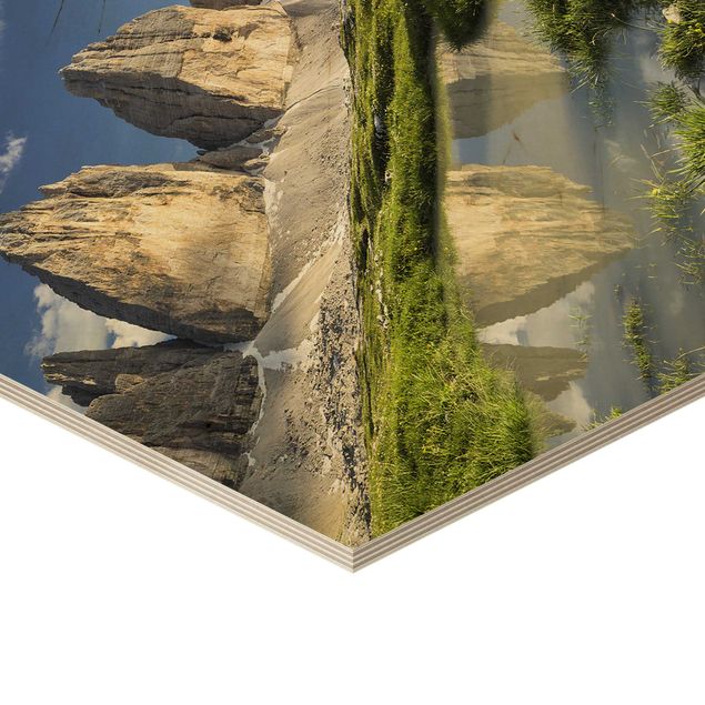 Hexagon Bild Holz - Südtiroler Zinnen und Wasserspiegelung