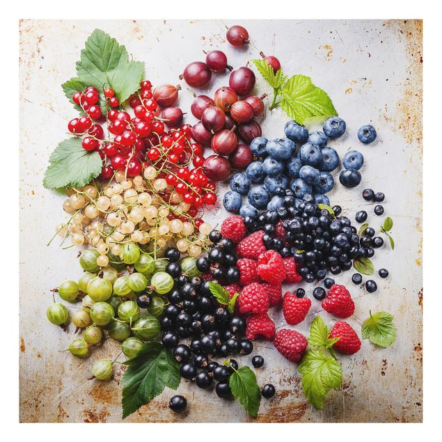 Cuadros de frutas Mixture Of Berries On Metal