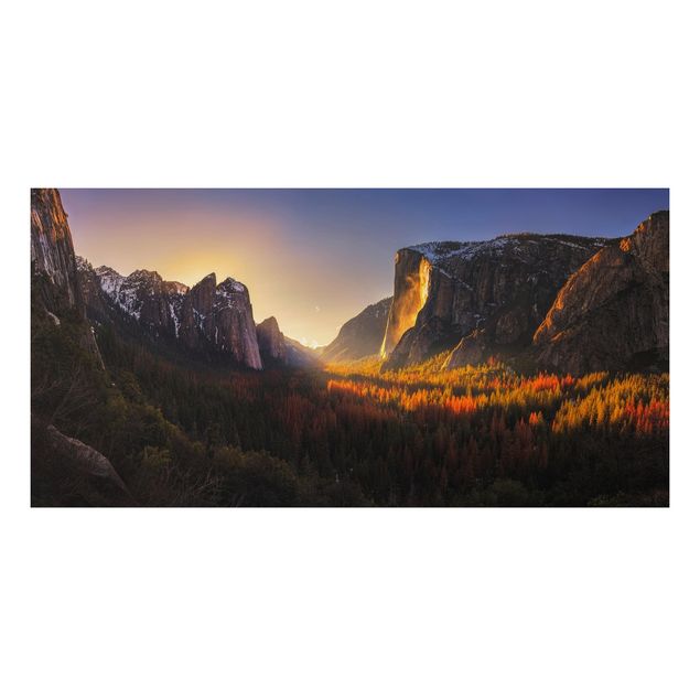 Cuadros montañas Sunset in Yosemite