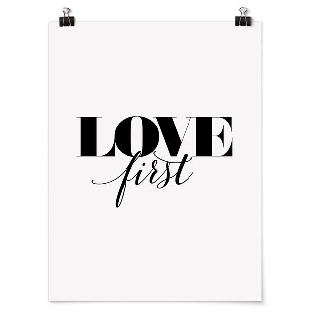 Cuadros con frases Love First