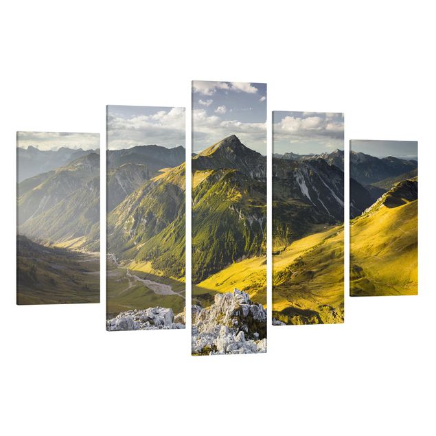 Cuadros de paisajes de montañas Mountains And Valley Of The Lechtal Alps In Tirol