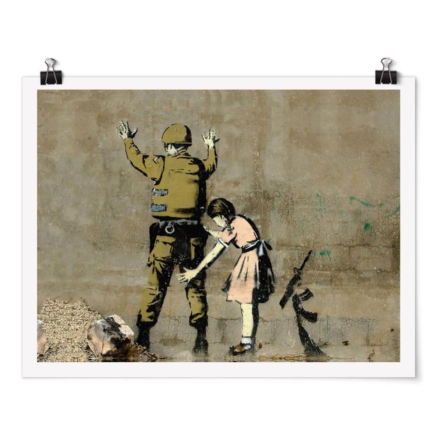 Cuadros modernos Soldat und Mädchen - Brandalised ft. Graffiti by Banksy