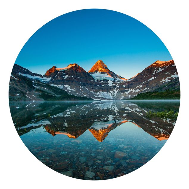 Papel pintado moderno Mountain Landscape At Lake Magog In Canada
