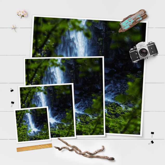 Láminas decorativas View Of Waterfall