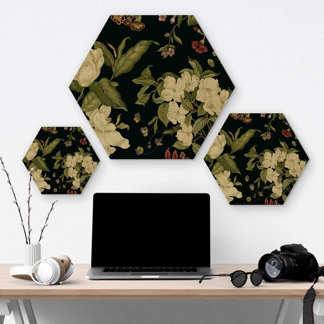 Hexagon Bild Holz - Gartenblumen auf Schwarz I