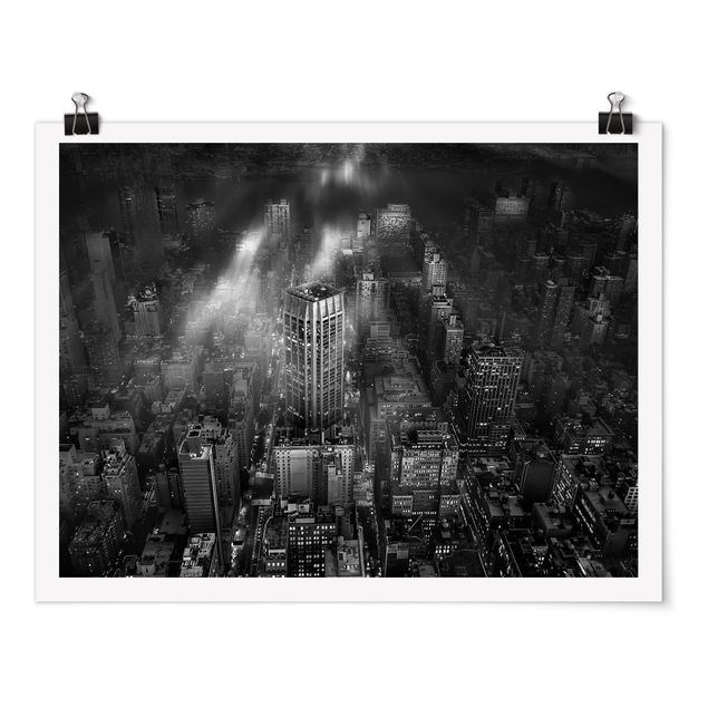 Póster blanco y negro Sunlight Over New York City