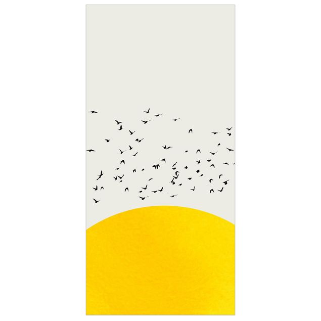 Panel divisor de ambiente Flock Of Birds In Front Of Yellow Sun