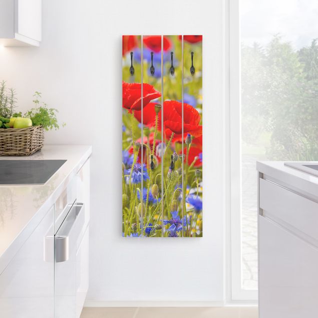 Percheros de pared efecto madera Summer Meadow With Poppies And Cornflowers