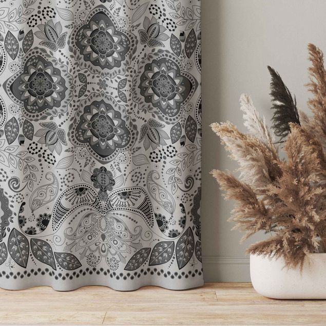 modernas cortinas salon Detailed Boho Pattern In Grey