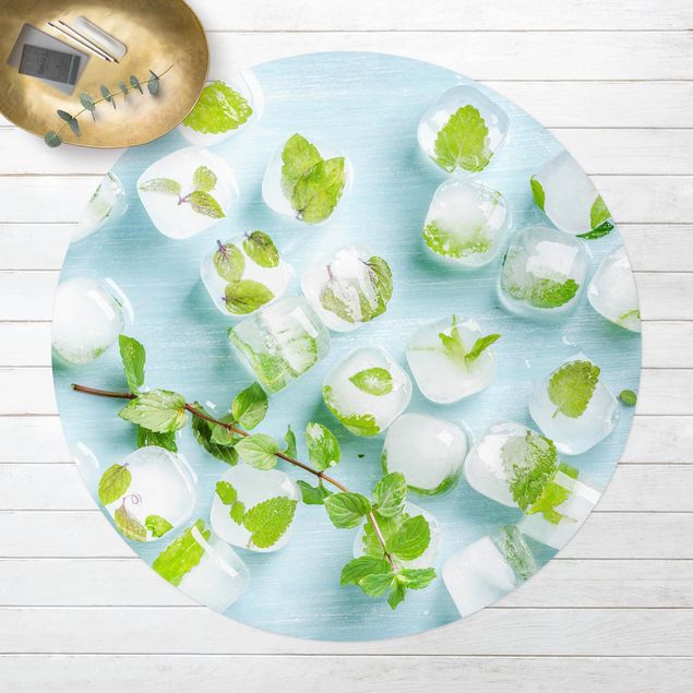 Decoración de cocinas Ice Cubes With Mint Leaves