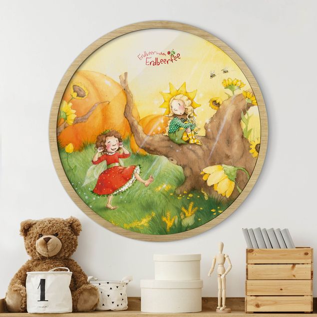 Decoración infantil pared Little Strawberry Strawberry Fairy - A Sunny Day